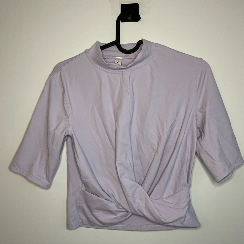 Lululemon purple twist short sleeve cropped top light purple lavender M/L size 8